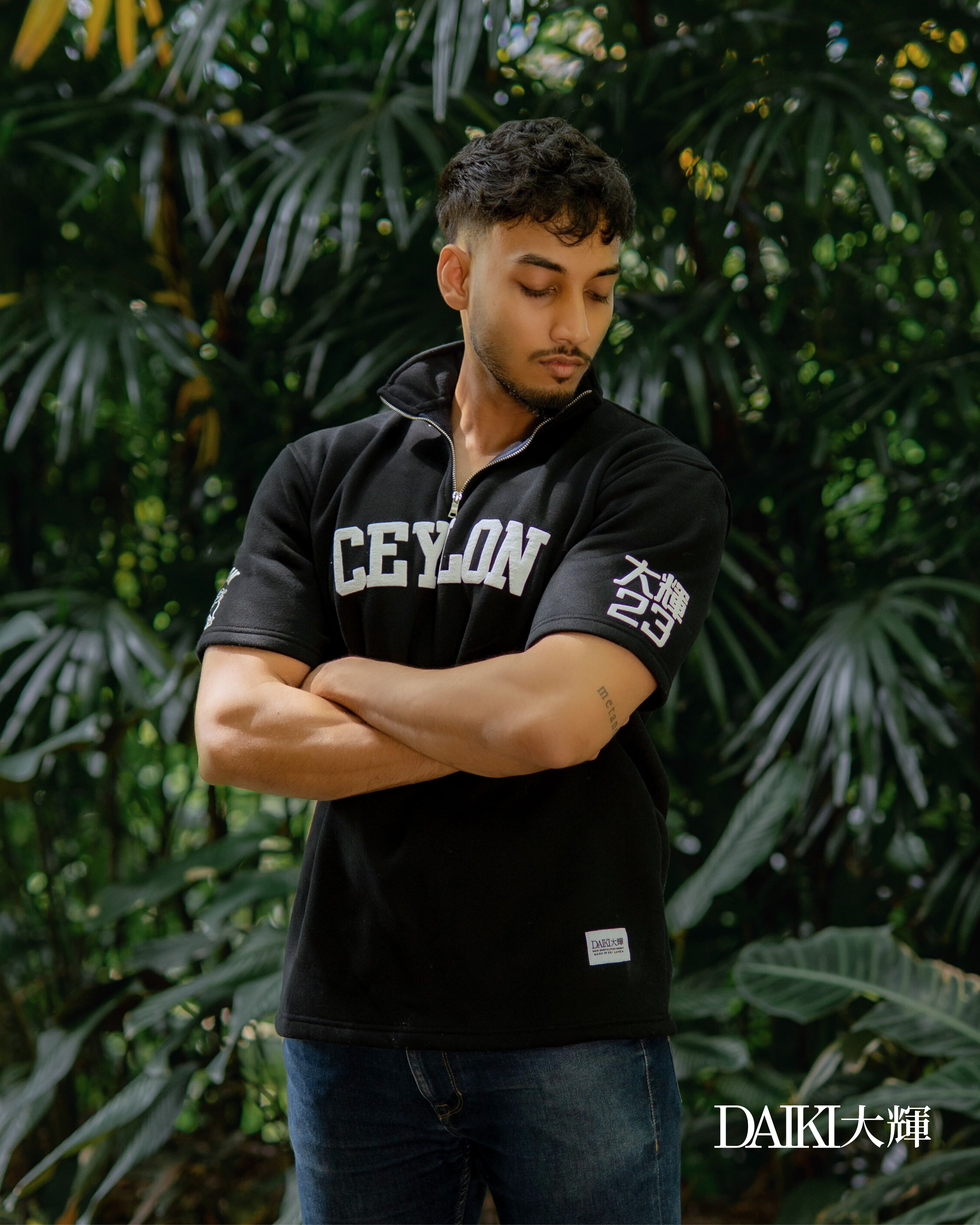 CEYLON printed Half Zip Turtleneck oversize t-shirt