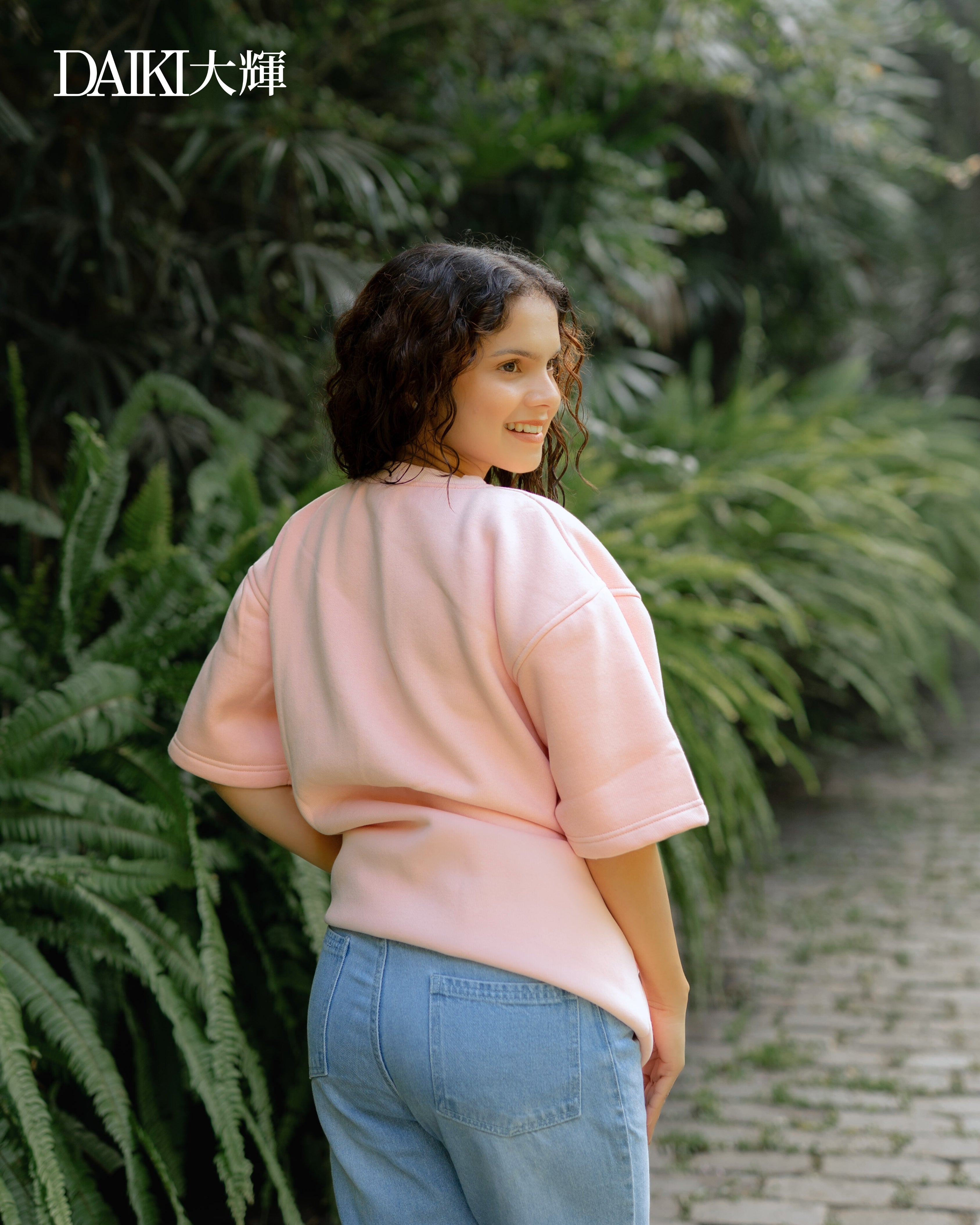 DAIKI Embroidered oversize t-shirt