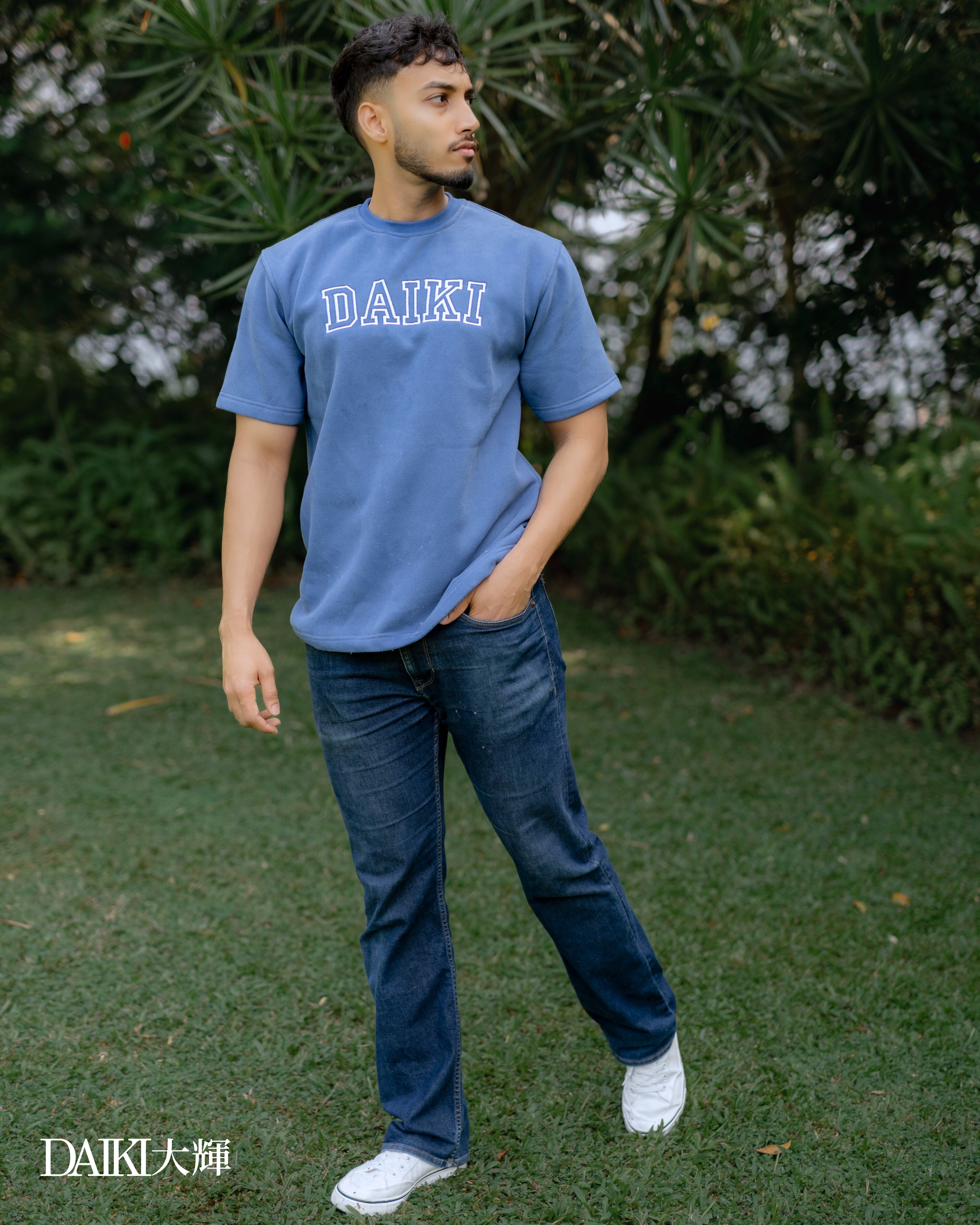 DAIKI Embroidered oversize t-shirt