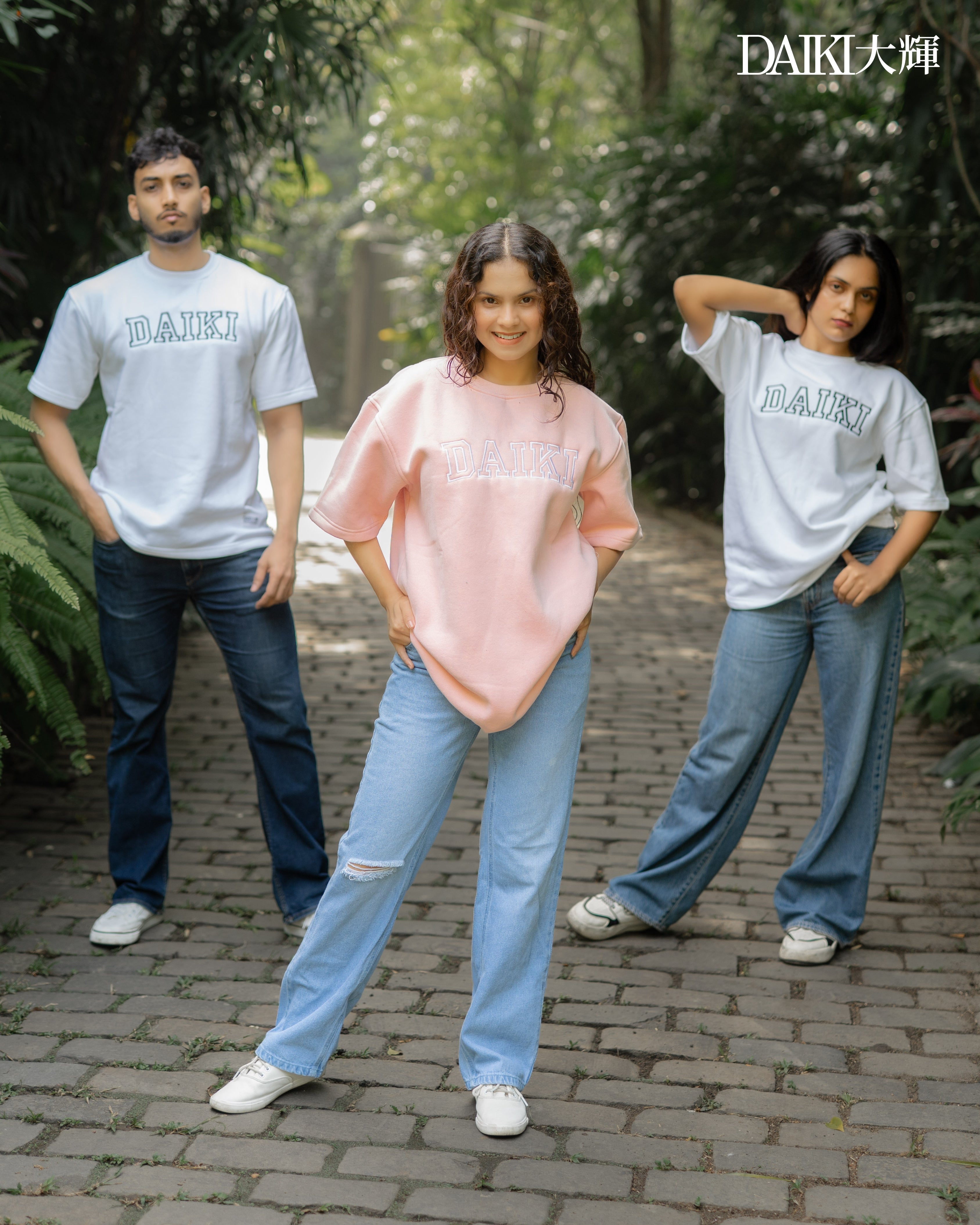 DAIKI Embroidered oversize t-shirt