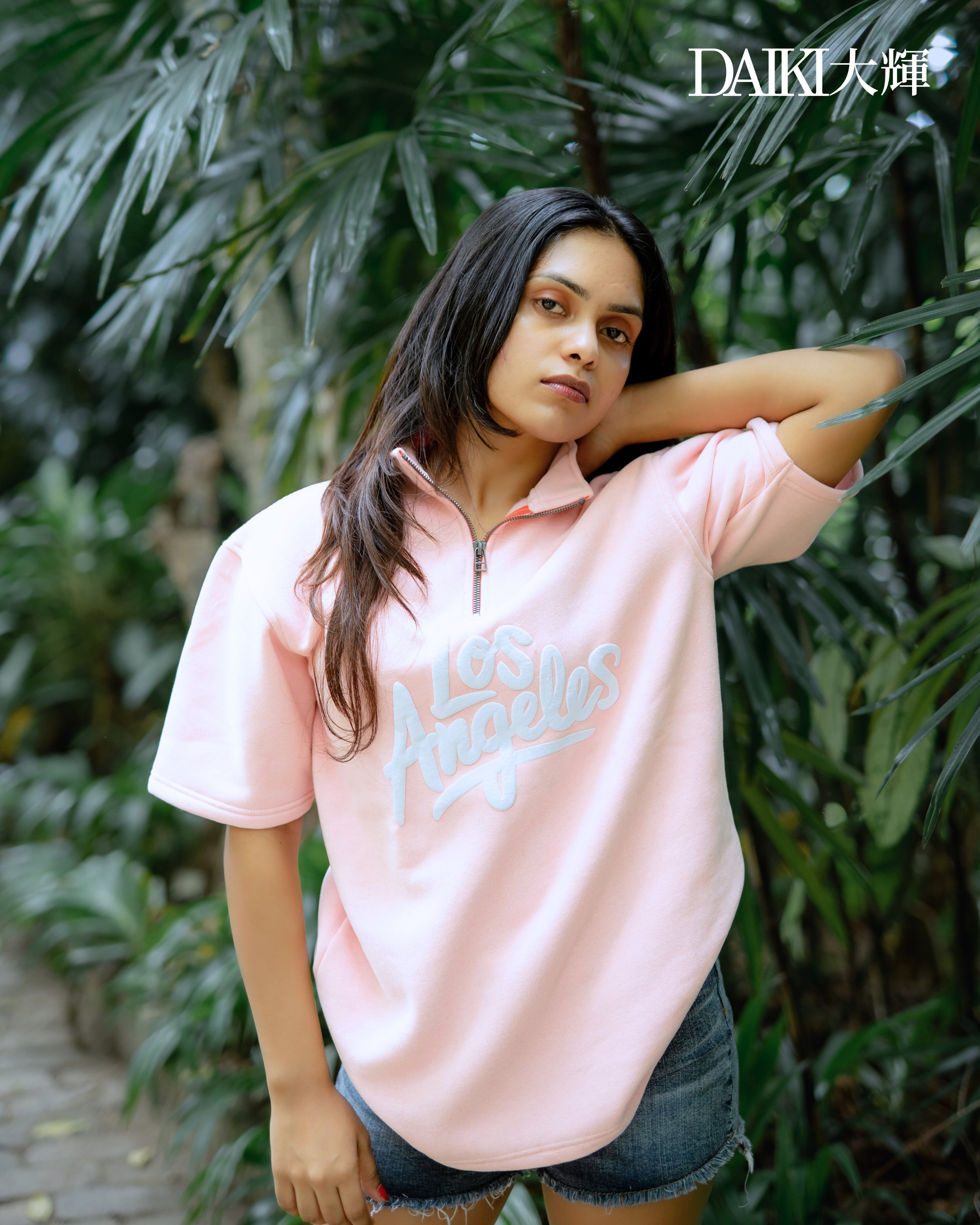 Los Angeles printed  Half Zip Turtleneck oversize pink t-shirt.